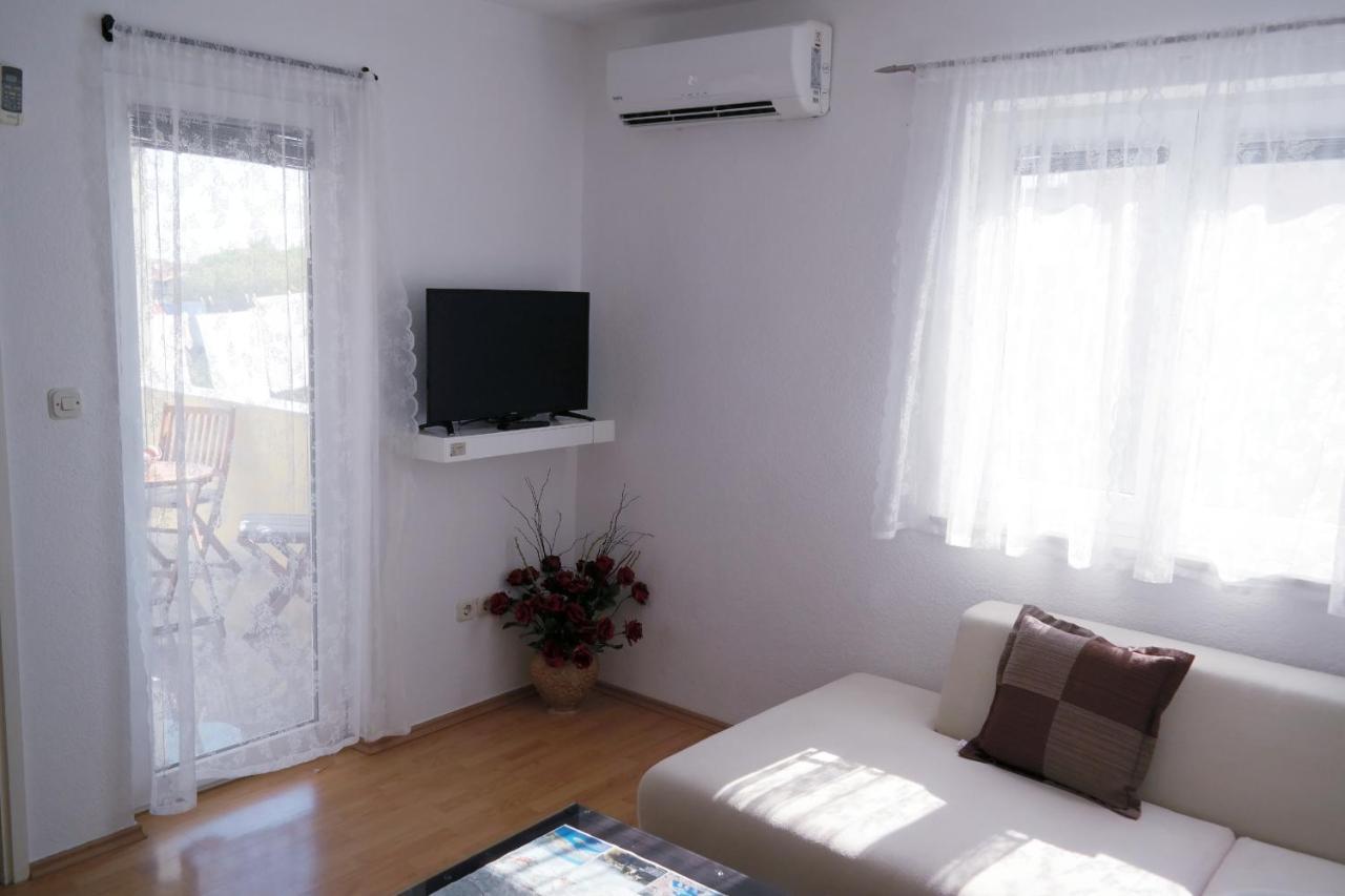 Apartments Gabrijel Vodice Exterior photo